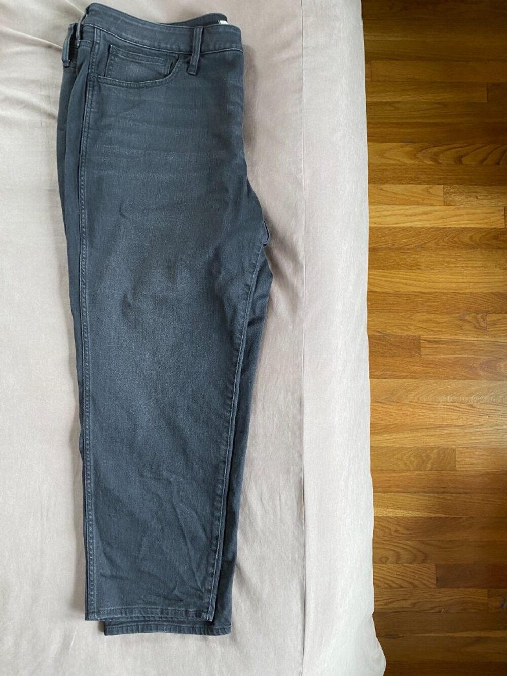 Madewell Mid-Rise Roadtripper Stovepipe Jeans